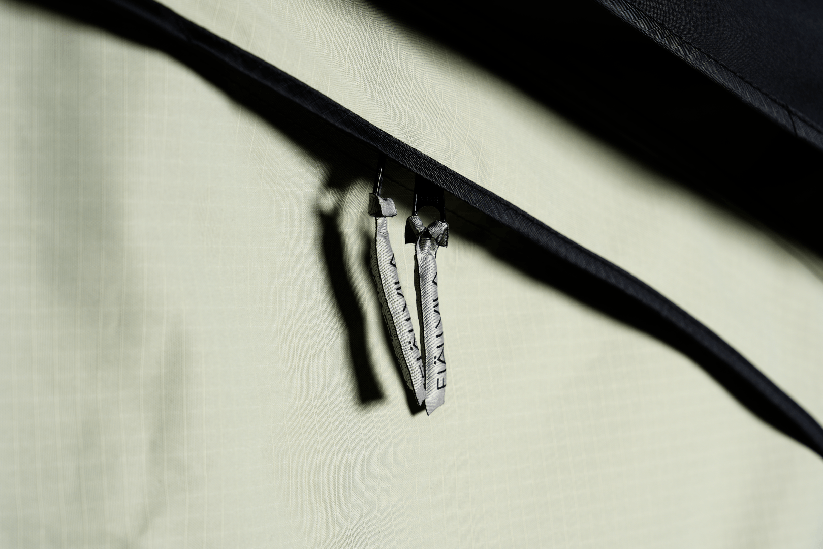 FjällVila UppTackä hardcover daktent - Cloud Dancer